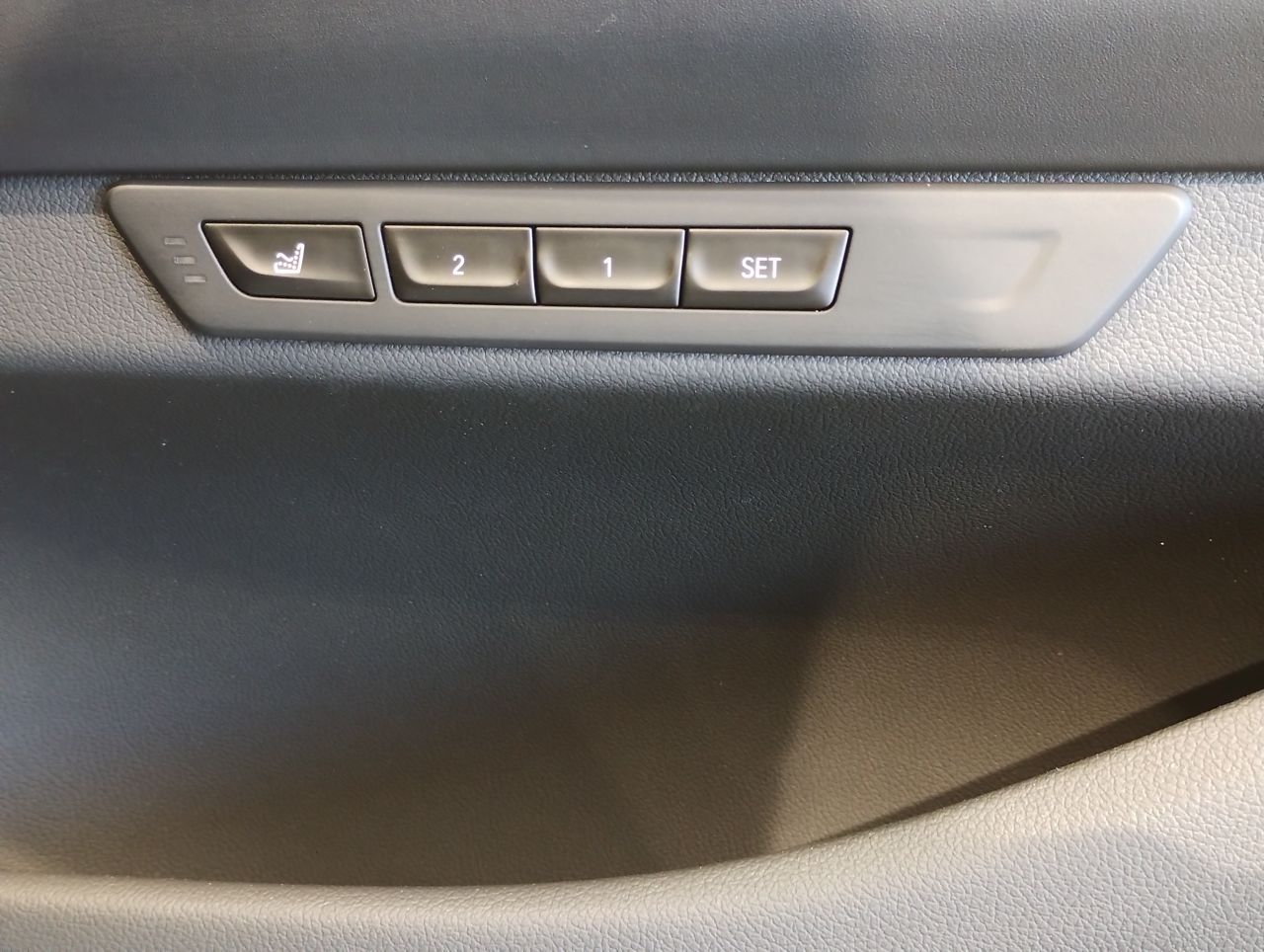 G12 740Li Saloon LCI