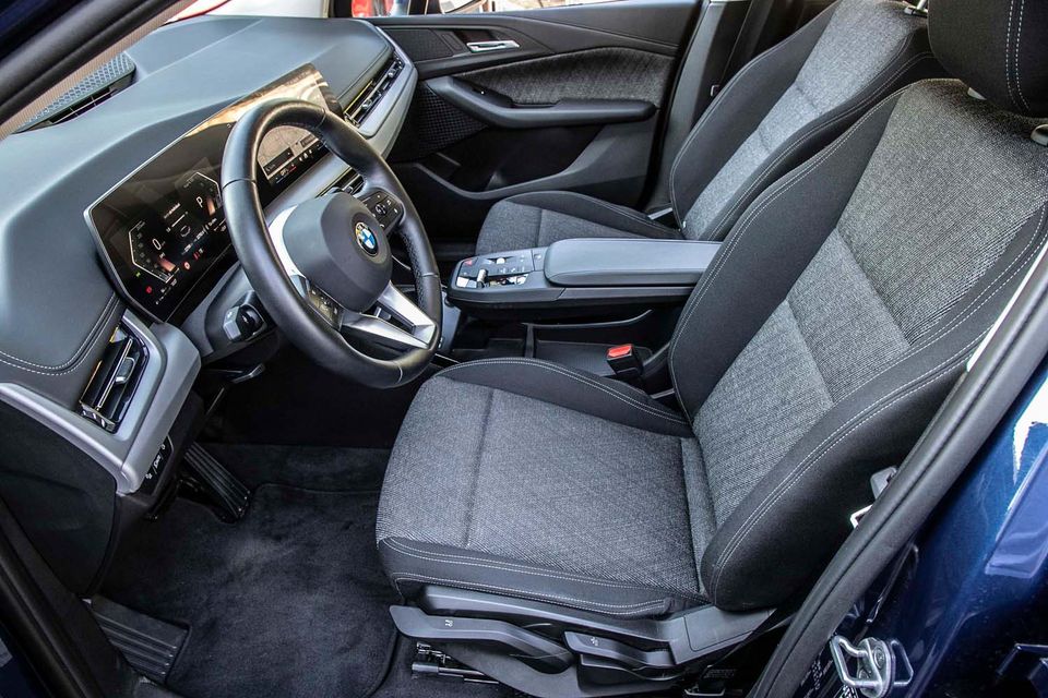 BMW 218
