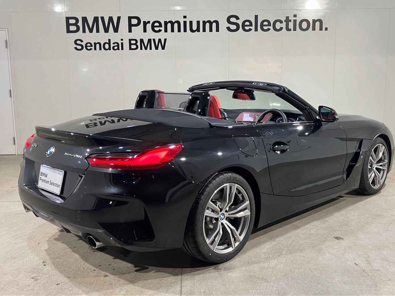 G29 z4 sDrive20i RHD