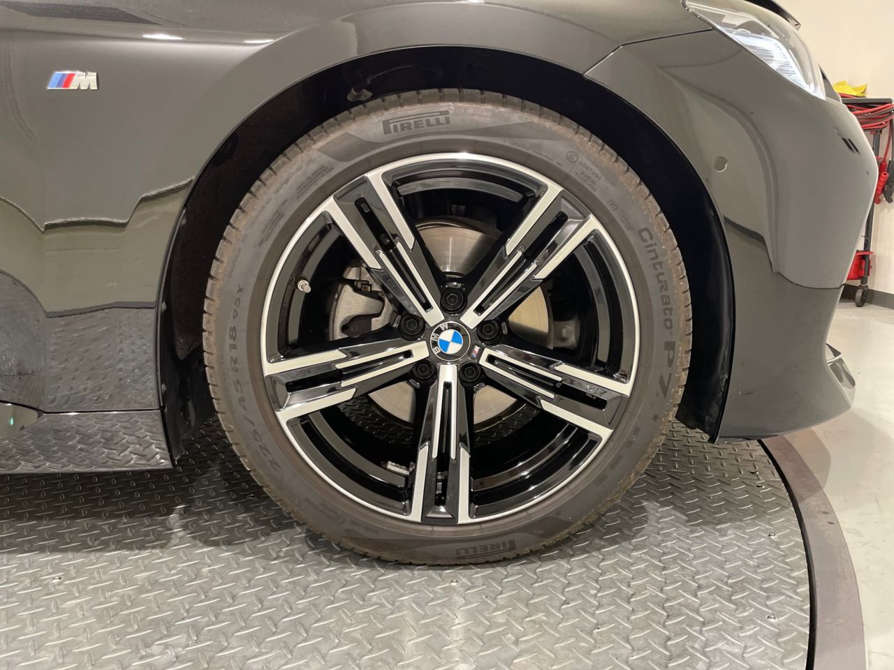 G42 220i Coupe
