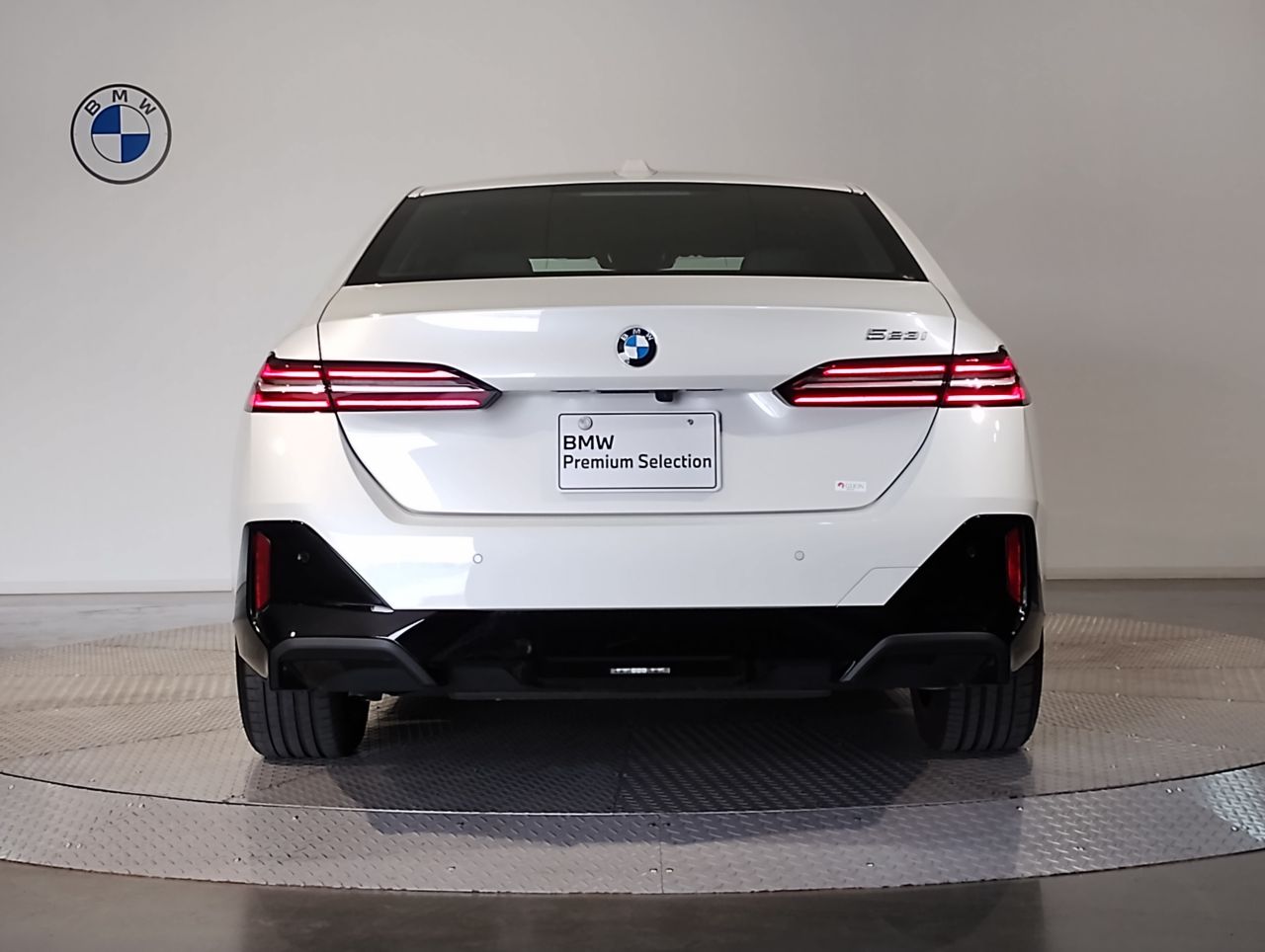 520i Sedan RHD