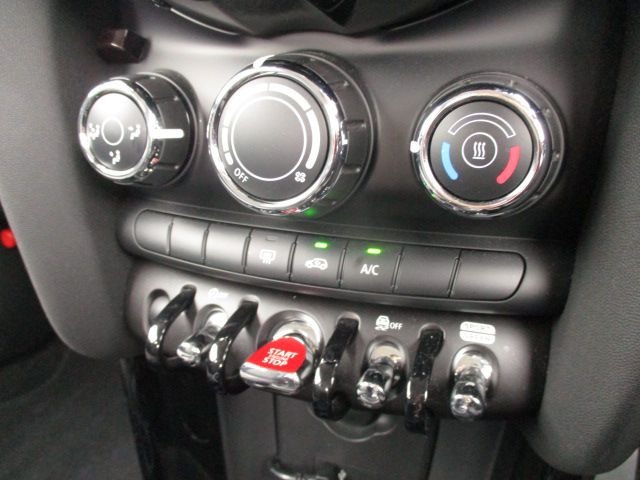 MINI One Hatch RHD F56