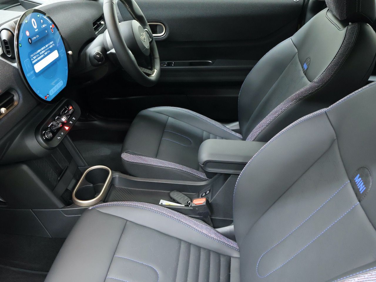 F66 MINI Cooper C 3Dr