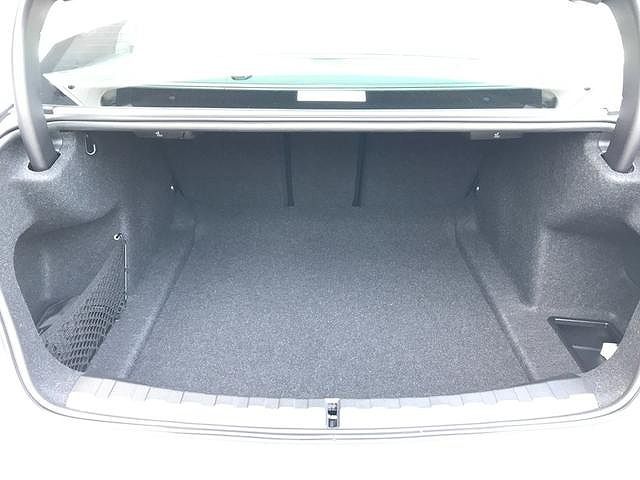 G20 320i Saloon LCI RHD MX
