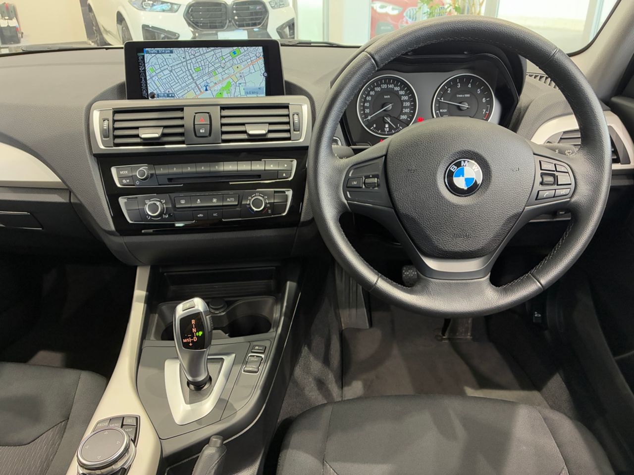118 5DOOR RHD