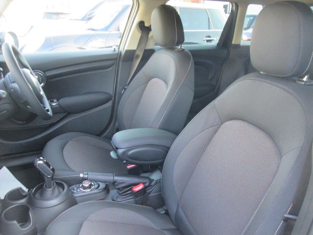 F55 MINI Cooper 5-Door Hatch LCI