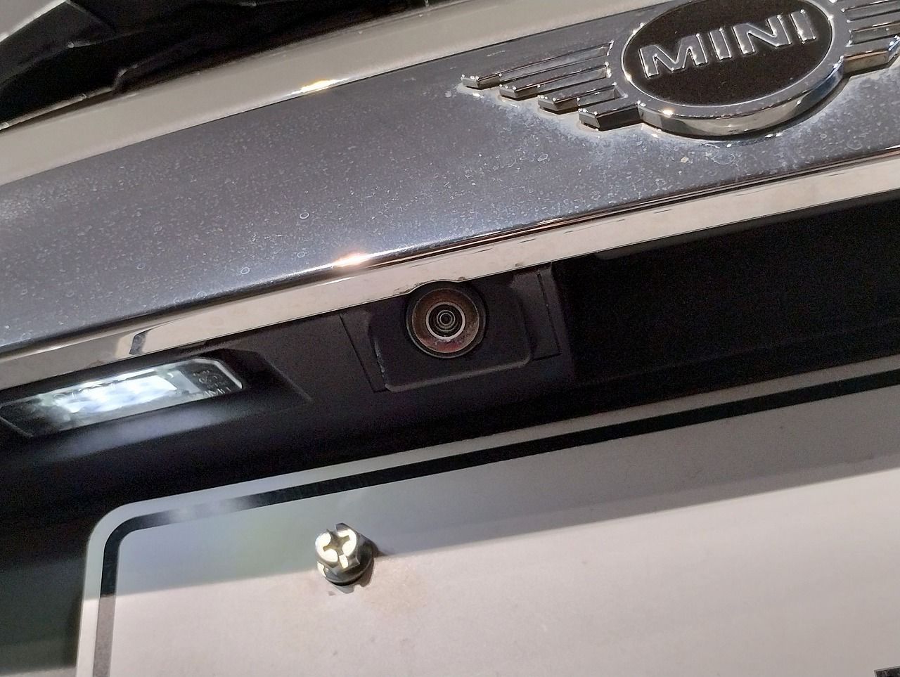 F55 COOPER D (AT)