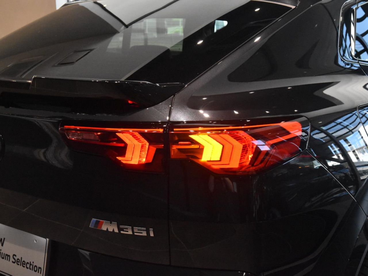 X2 M35i xDrive RHD