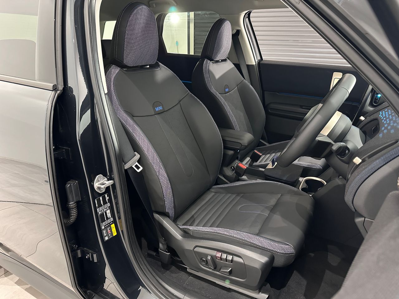 U25 MINI Countryman SE ALL4