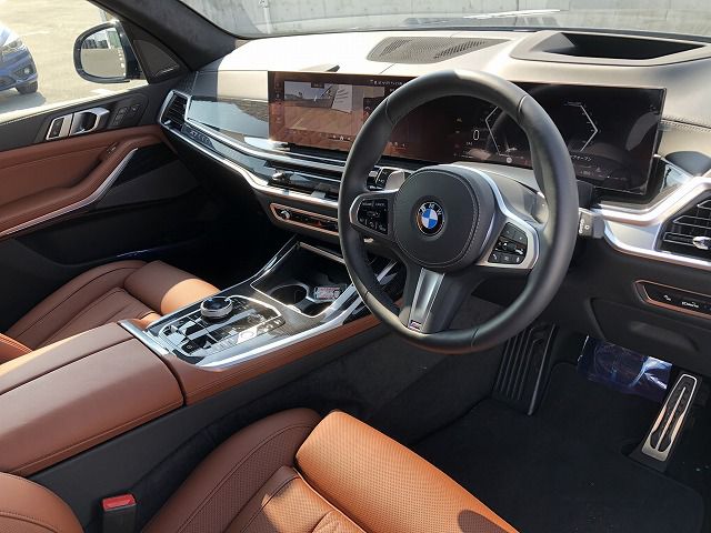 X7 xDrive40d RHD US