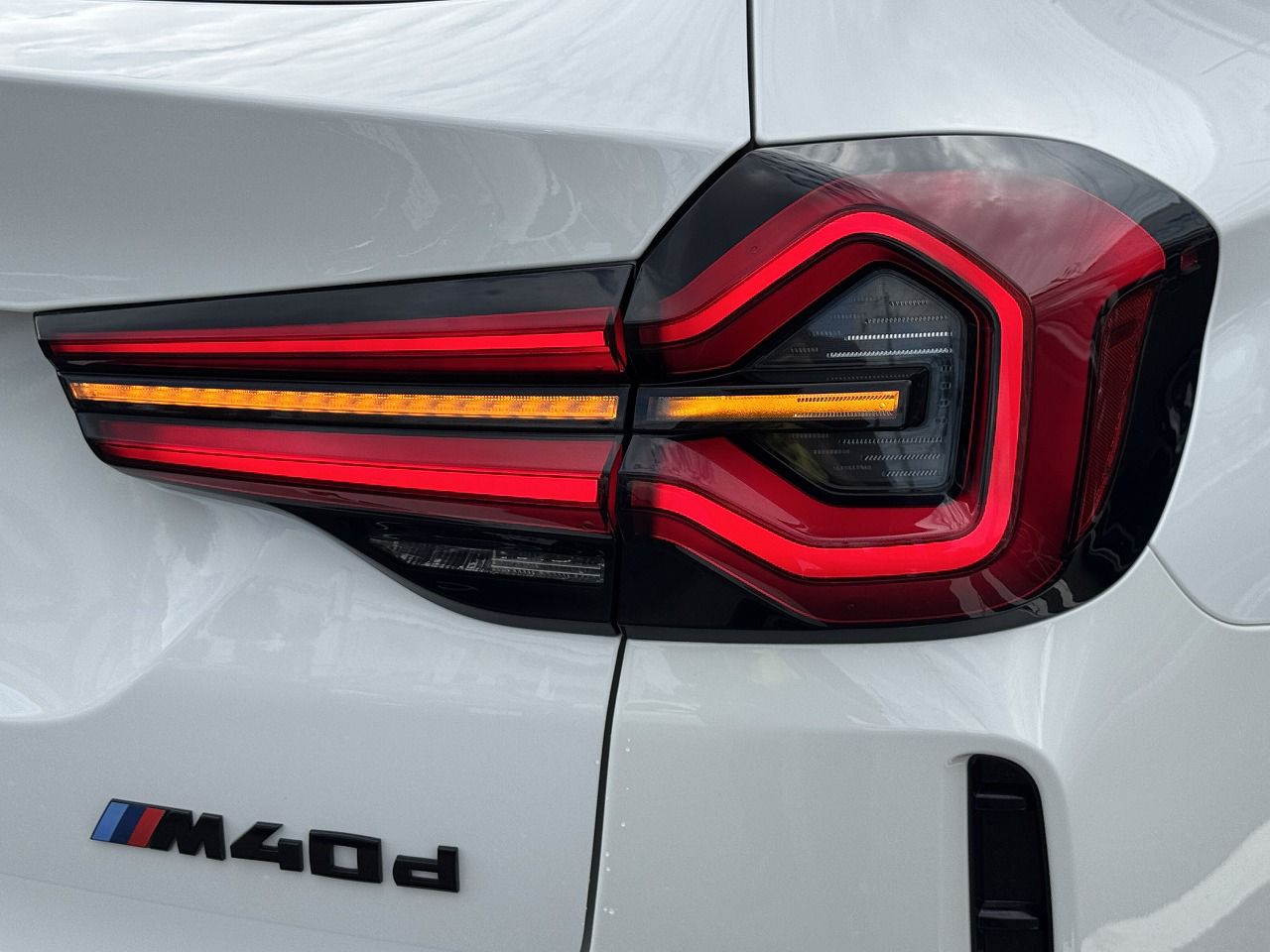 G01 X3 M40d RHD LCI ZA