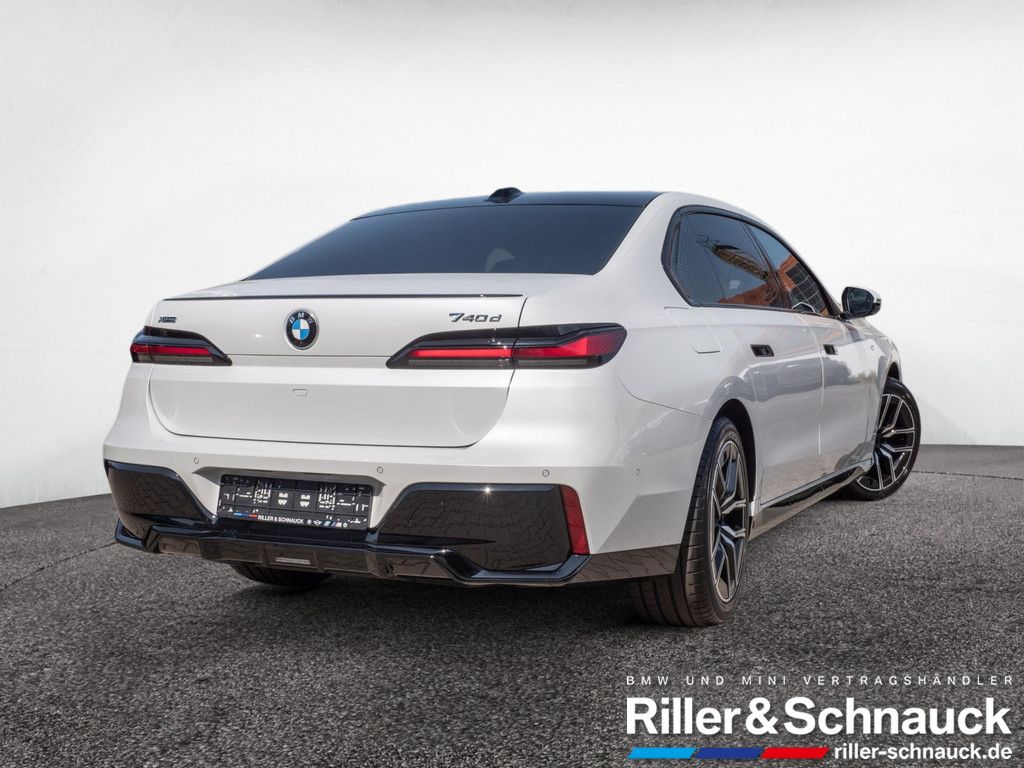 BMW 740