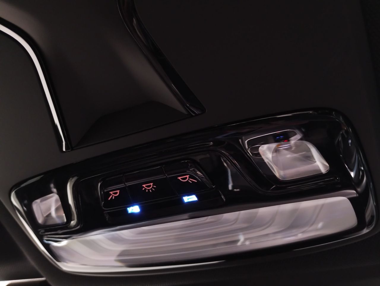 G20 320i Saloon LCI RHD MX