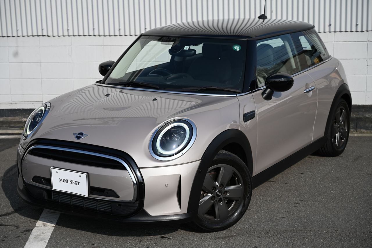 MINI Cooper F56 RHD