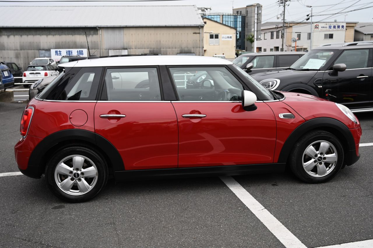 F55 COOPER