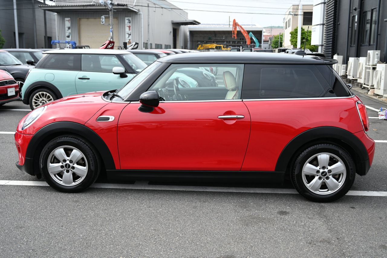 F56 MINI Cooper 3-Door Hatch LCI