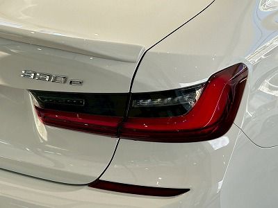 G20 330e Saloon RHD MX