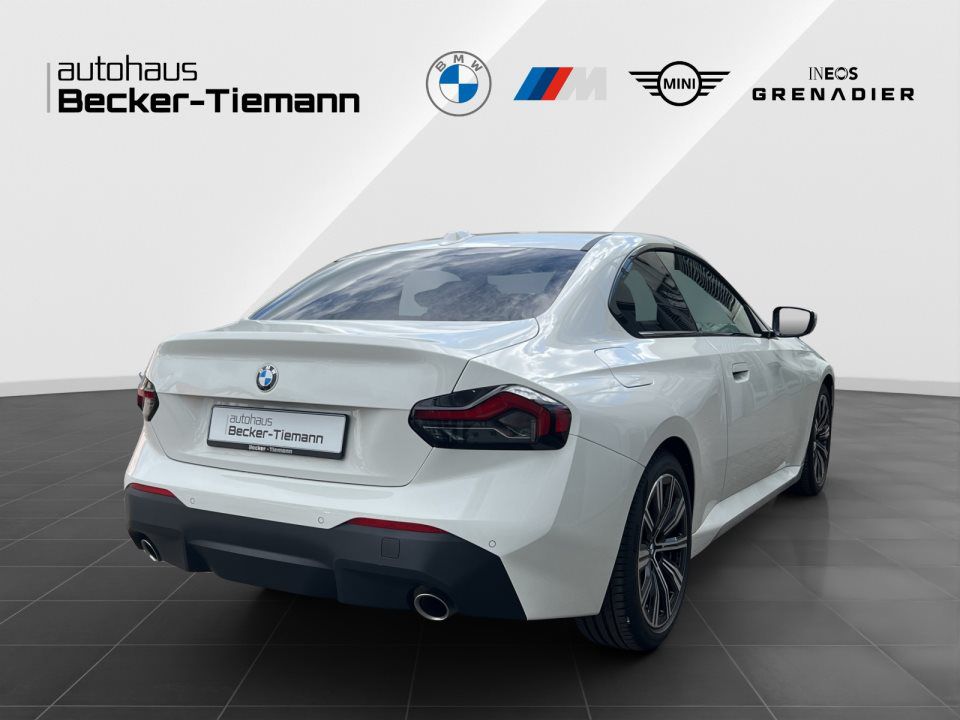 BMW 218