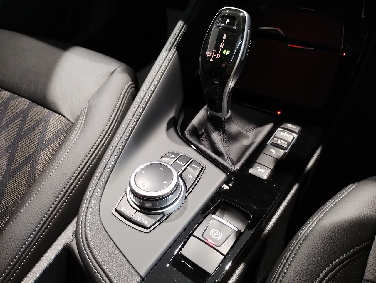 F48 X1 xDrive18d B47 2.0d LCI