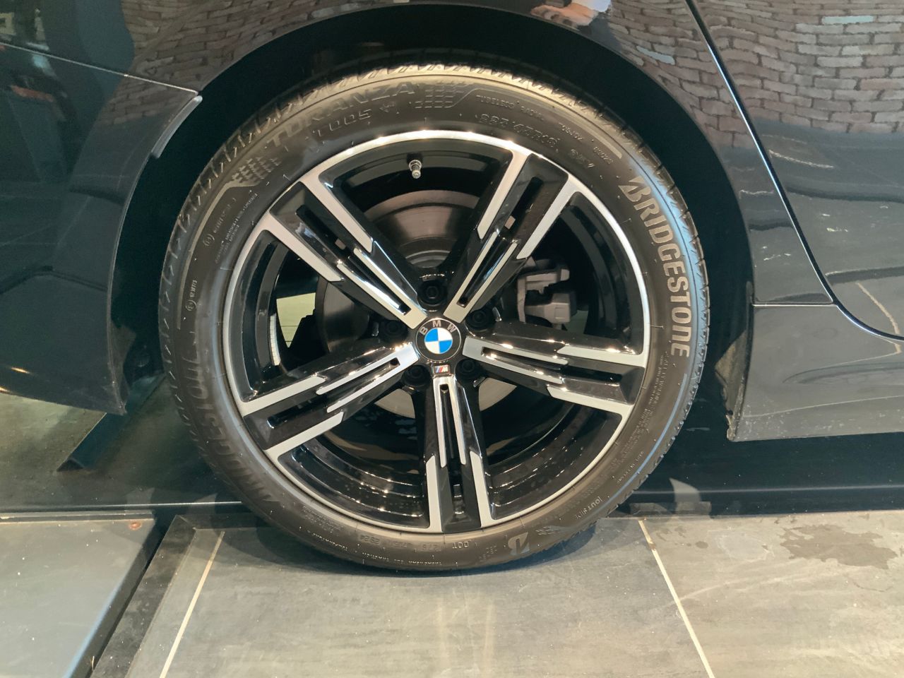 320d xDrive Berline RHD