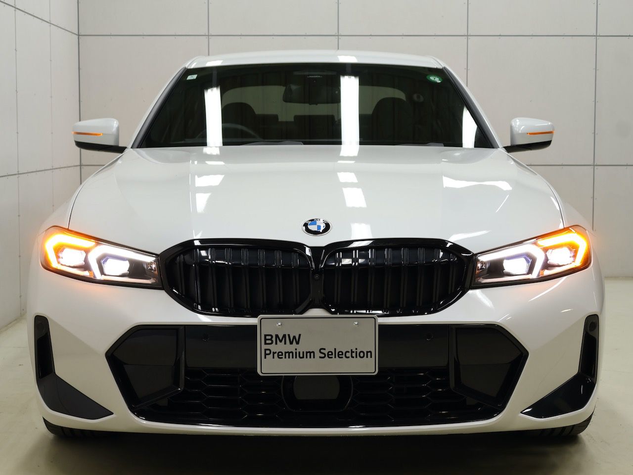 320d xDrive Berline RHD