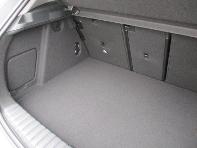 F40 118d Sports Hatch 5-door B47 2.0d
