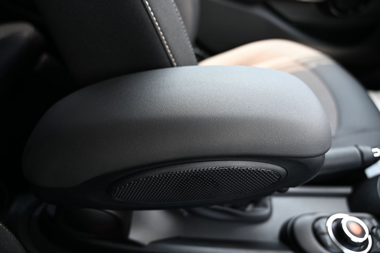 F55 MINI Cooper 5-Door Hatch LCI