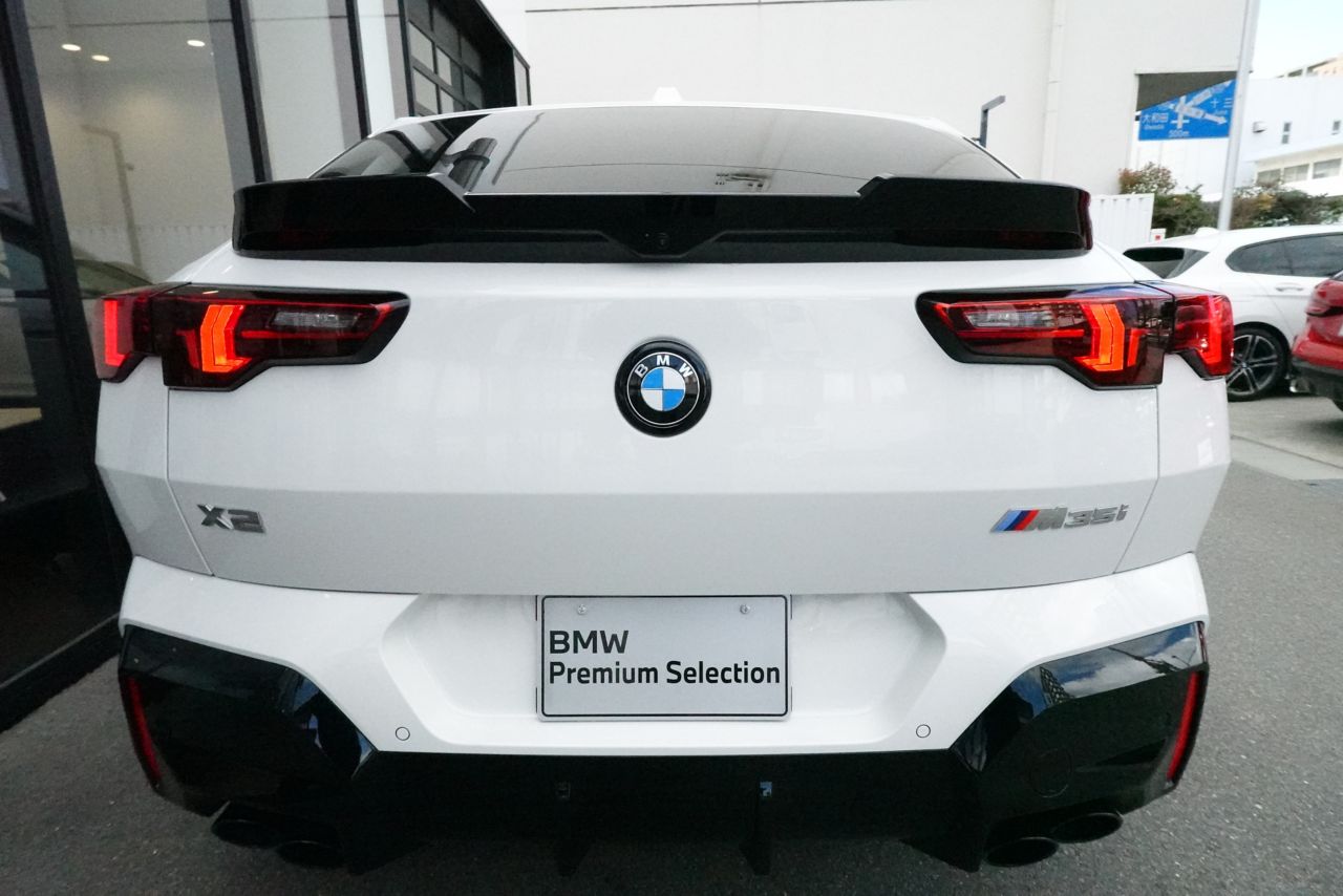 X2 M35i xDrive RHD