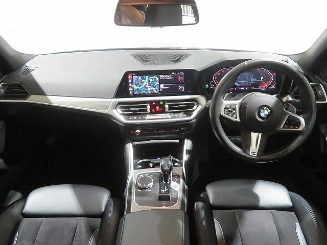 G20 320i Saloon RHD TU