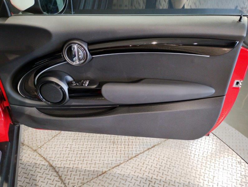 MINI Cooper F56 RHD