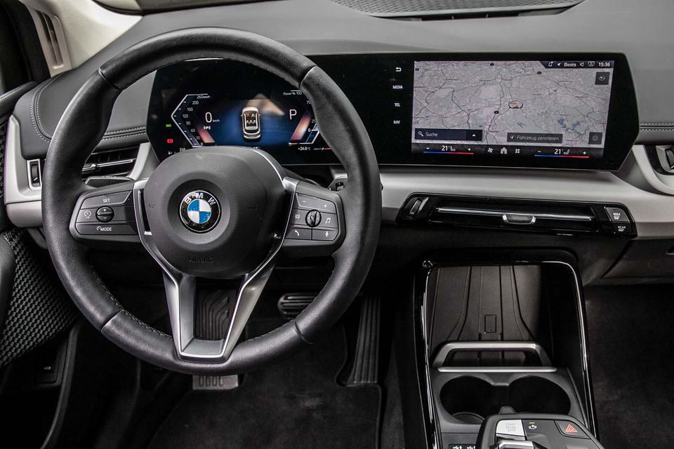 BMW 216