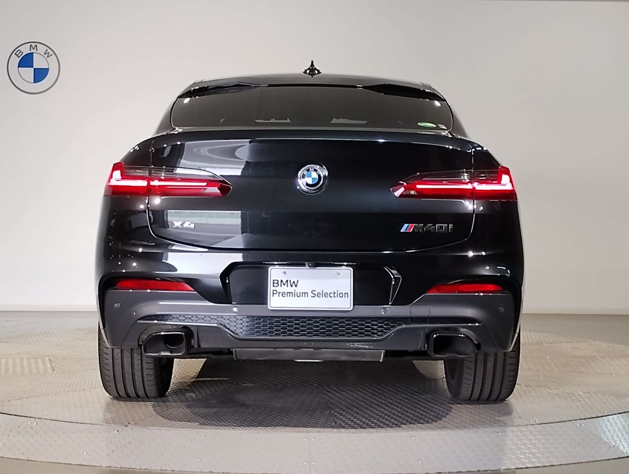 X4 M40i RHD