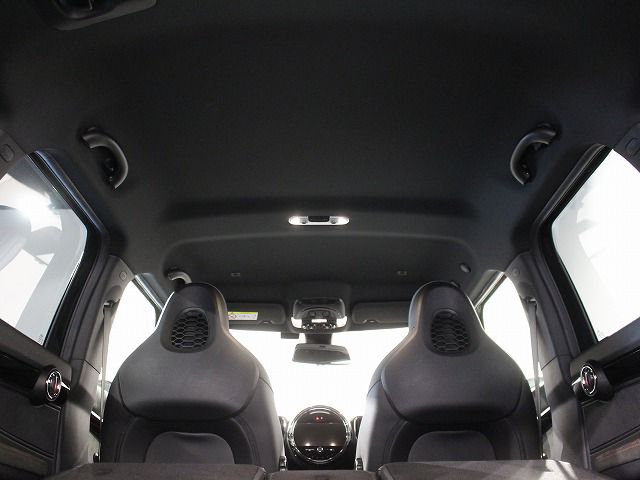 MINI John Cooper Works ALL4 Countryman RHD