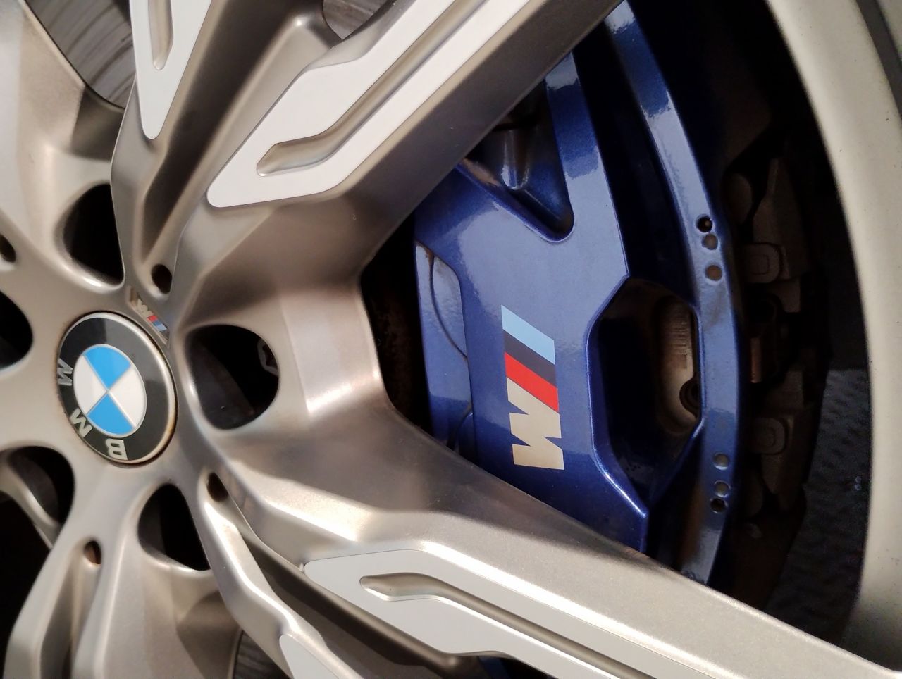 X* M50i RHD