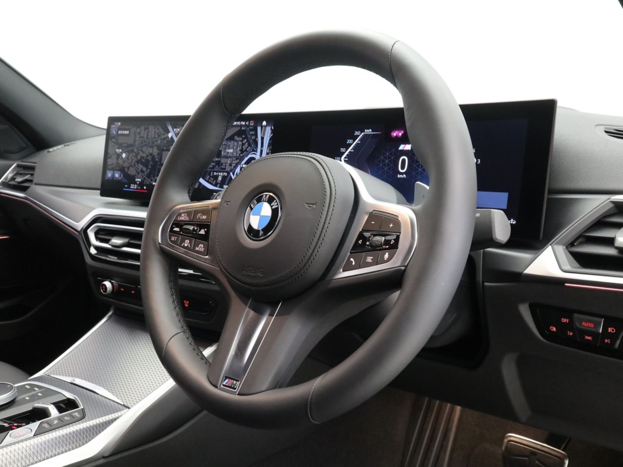 320d xDrive Berline RHD
