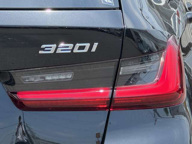 G21 320i Touring LCI RHD