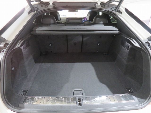 X6 xDrive30d M Sport RHD