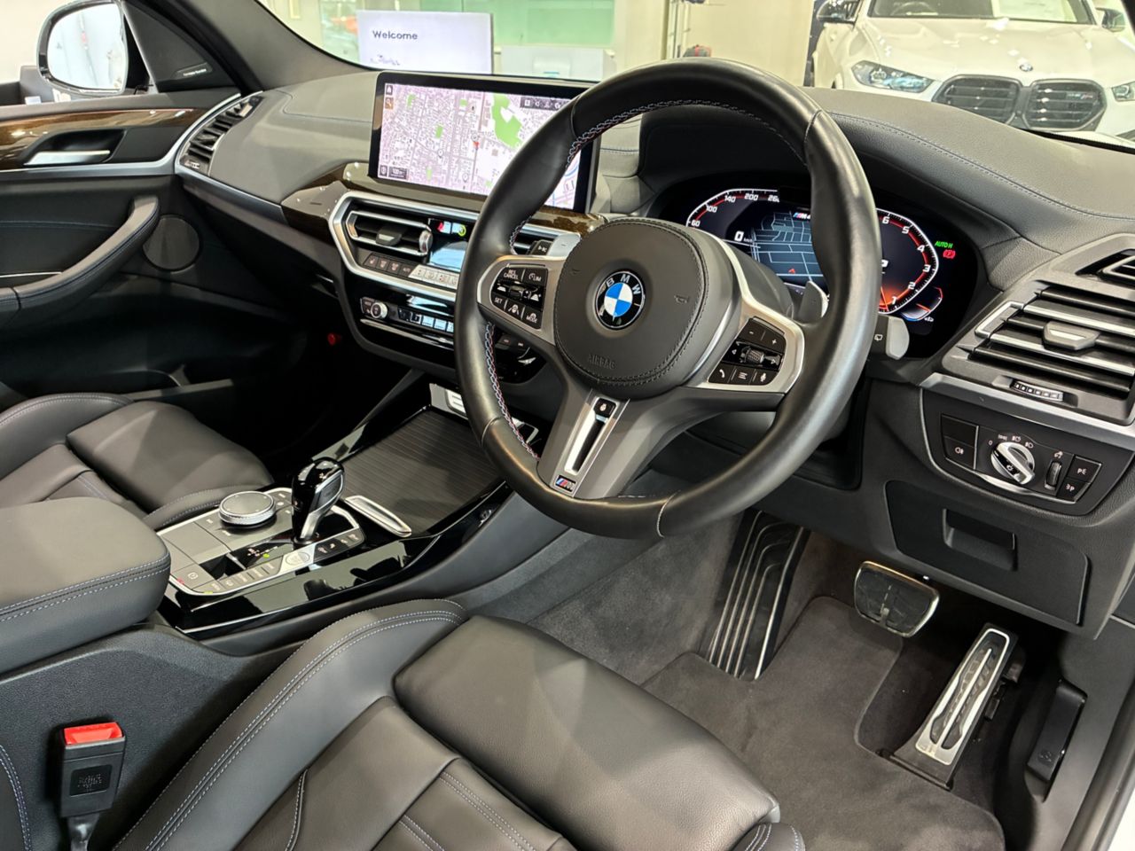 G01 X3 M40i RHD LCI ZA