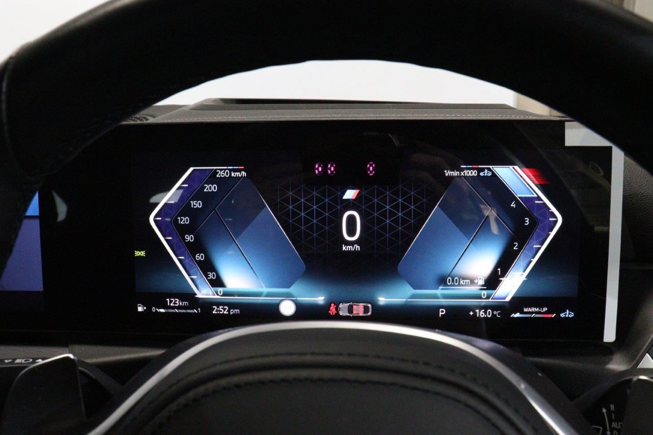 G26 420d xDrive Gran Coupe RHD