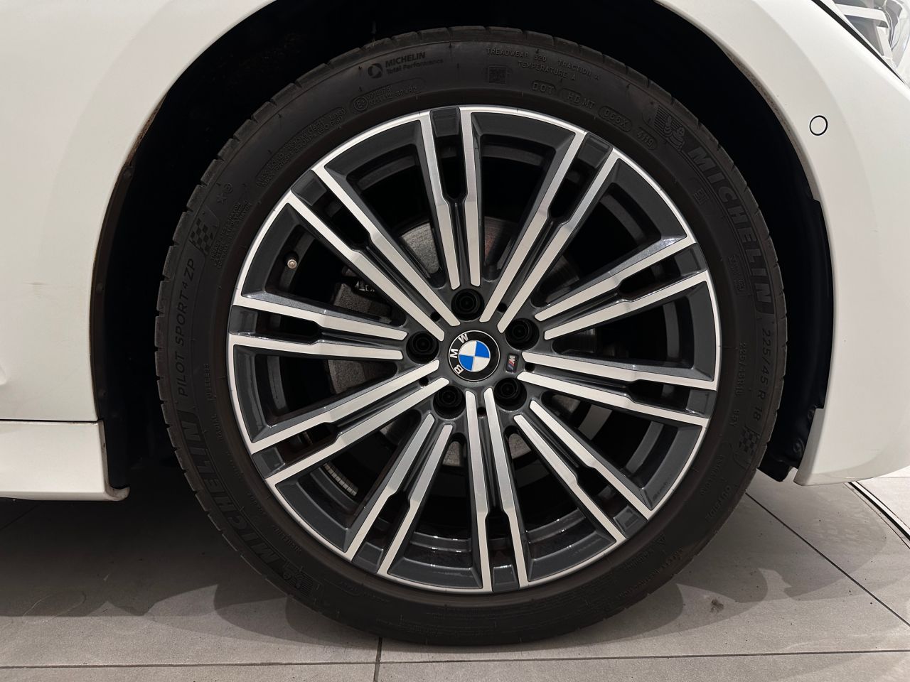 G21 320i RHD