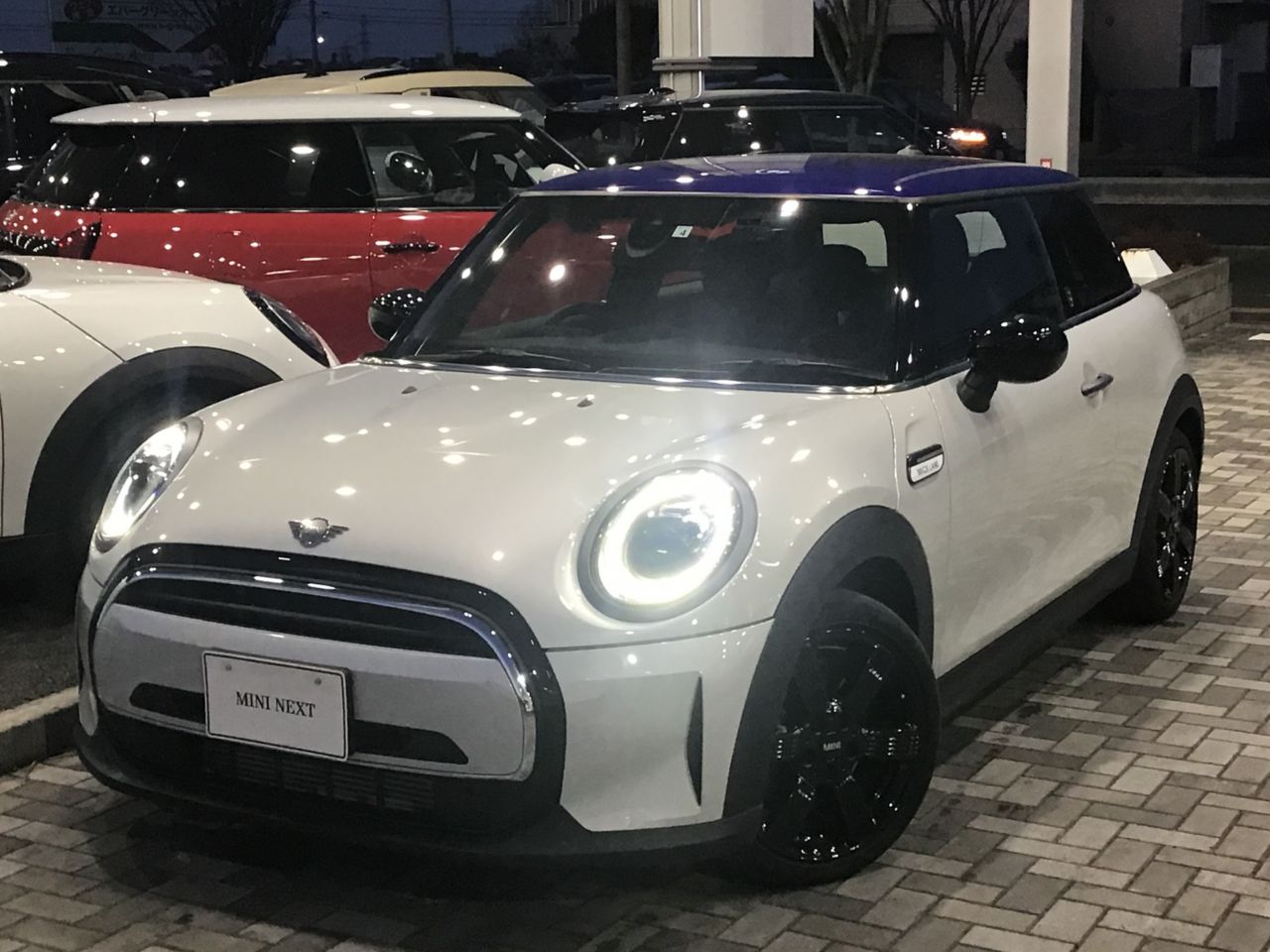 THE NEW MINI COOPER 3 DOOR BRICK LANE EDITION.