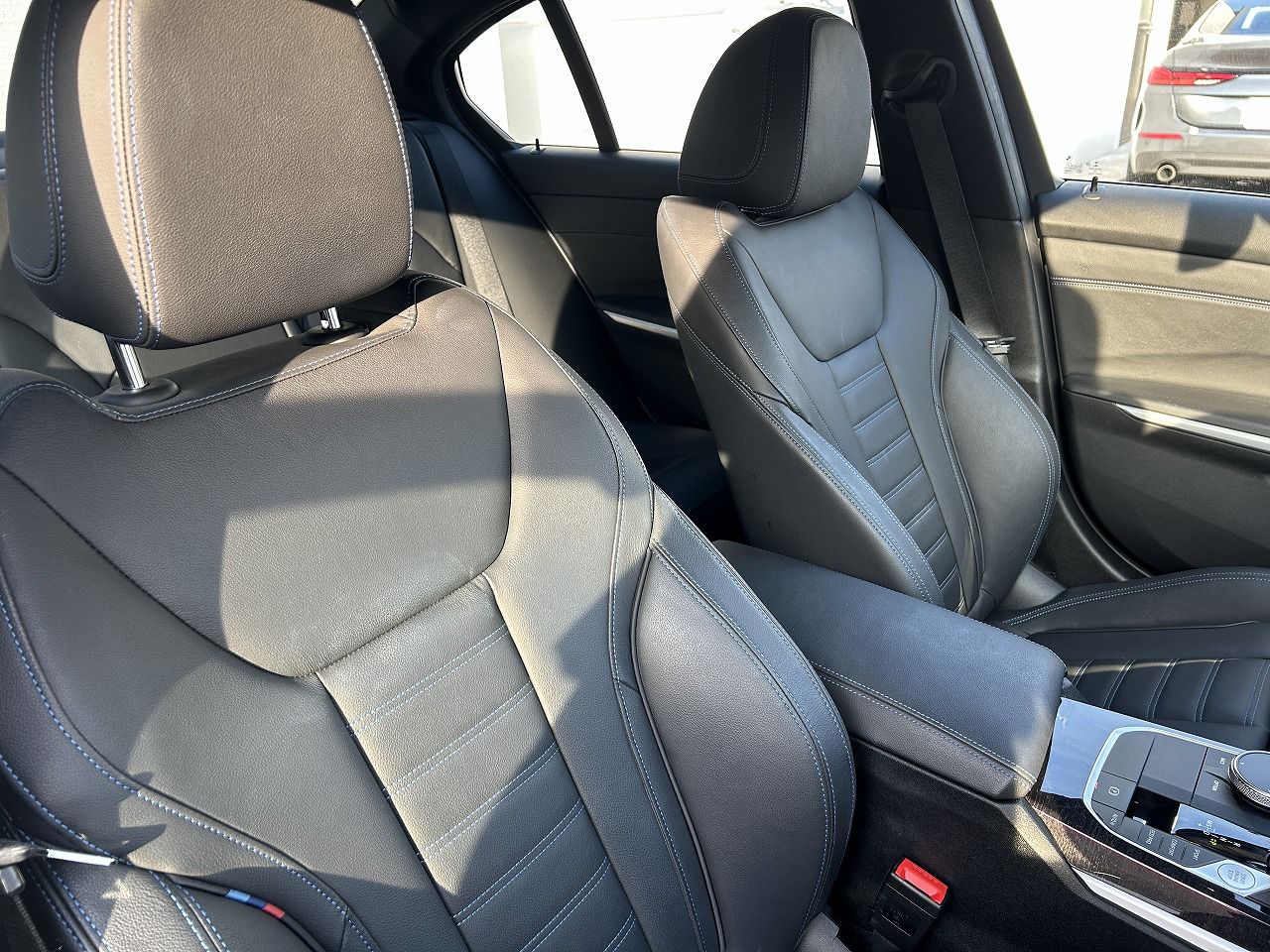 G20 320d xDrive RHD Saloon