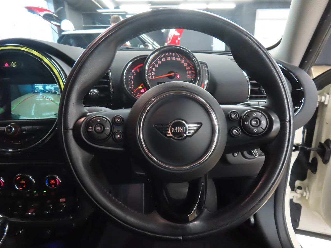 MINI CLUBMAN COOPER D
