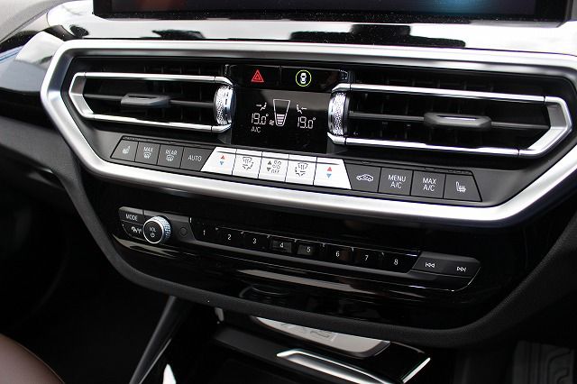 G01 X3 xDrive20d RHD ZA LCI