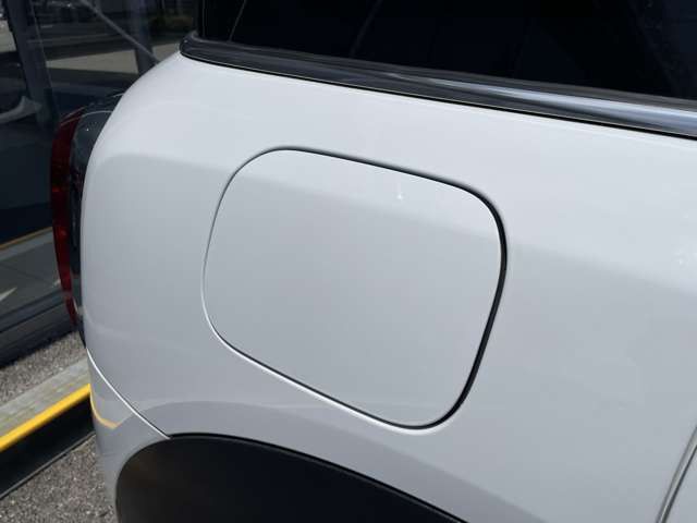 MINI CROSSOVER COOPER D