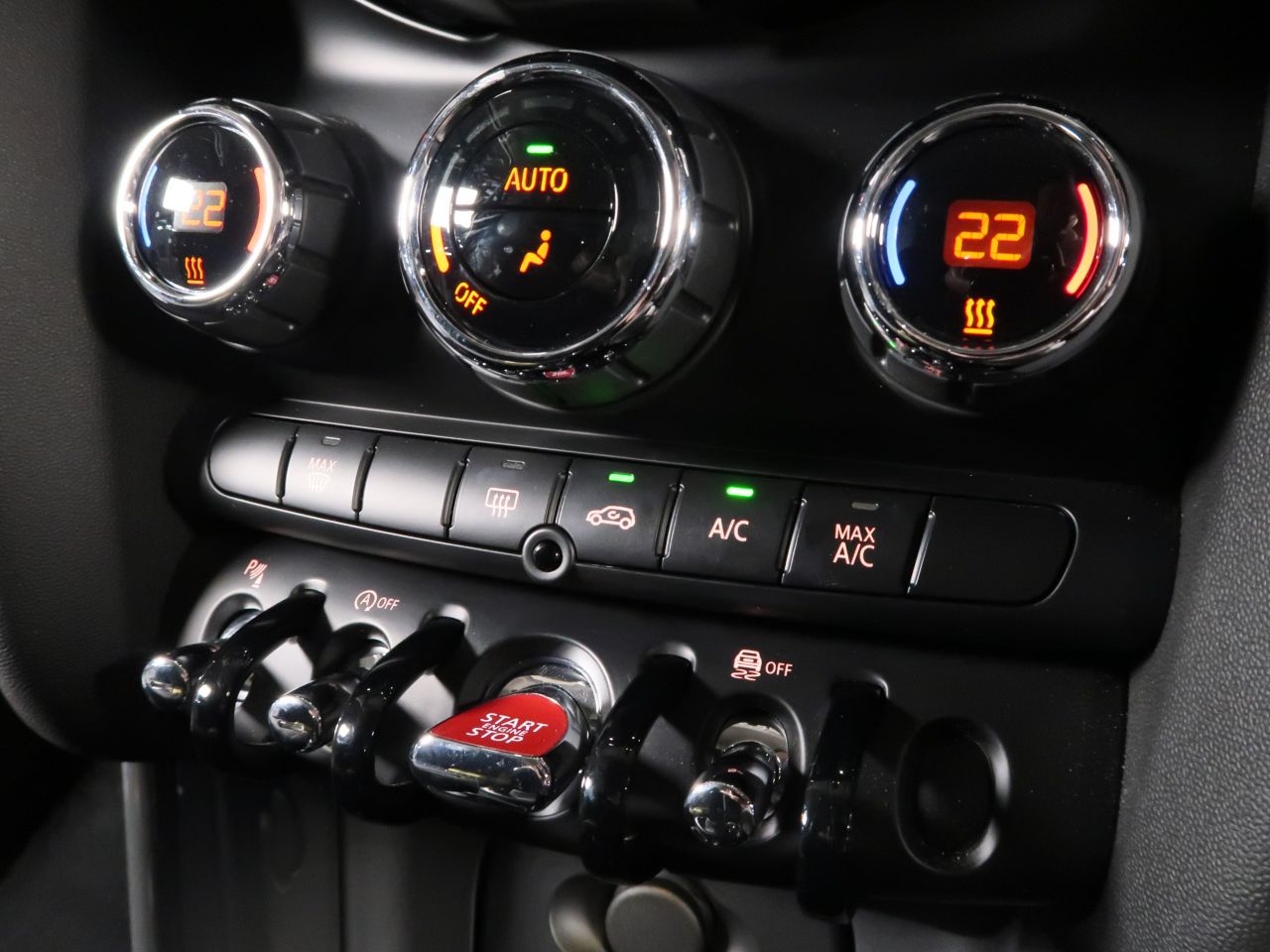 F55 MINI Cooper 5-Door Hatch LCI