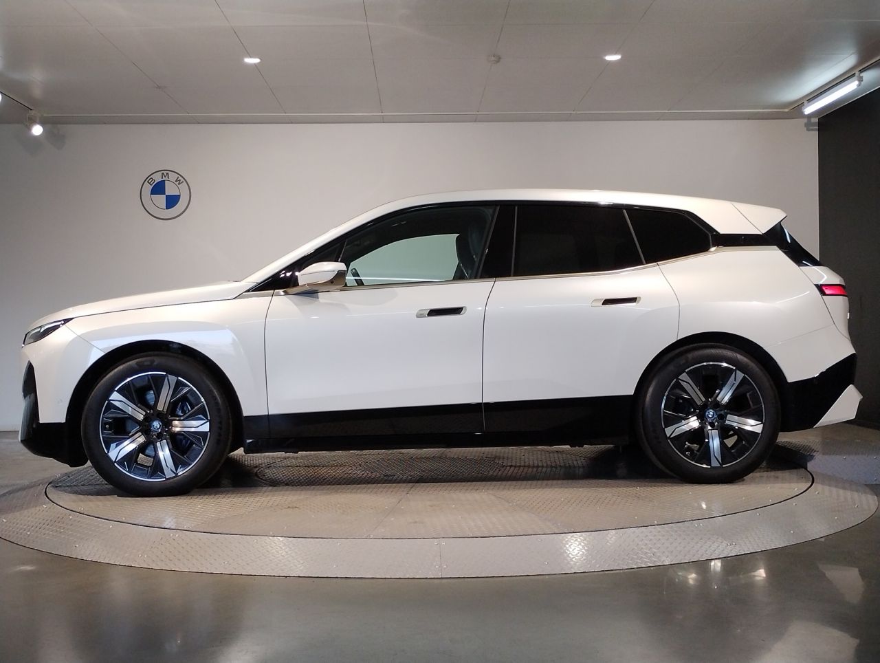 i20 iX xDrive40