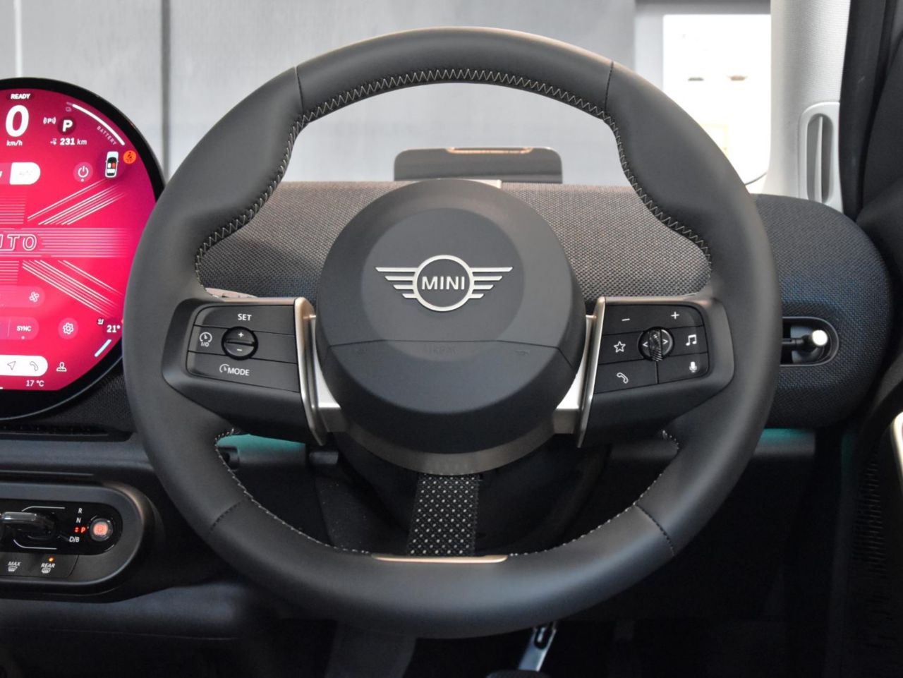 J05 MINI Aceman E