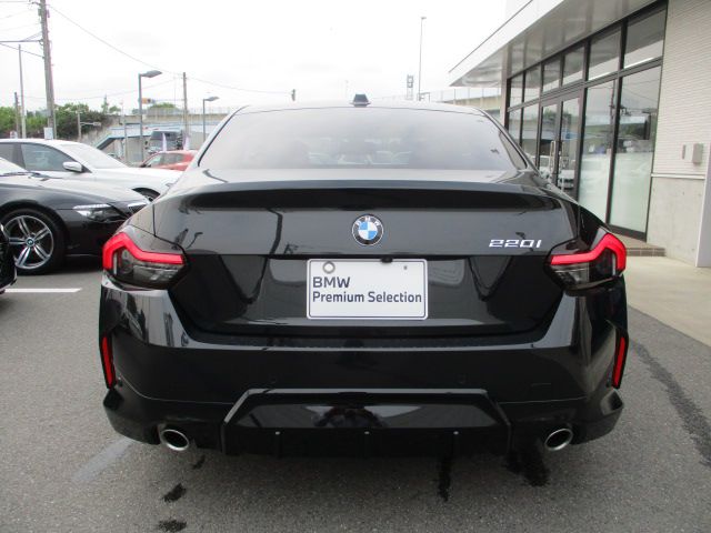 G42 220i Coupe