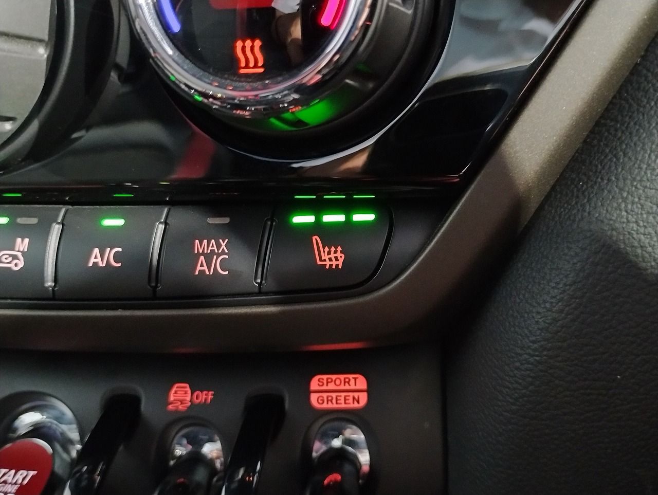 MINI CROSSOVER JCW